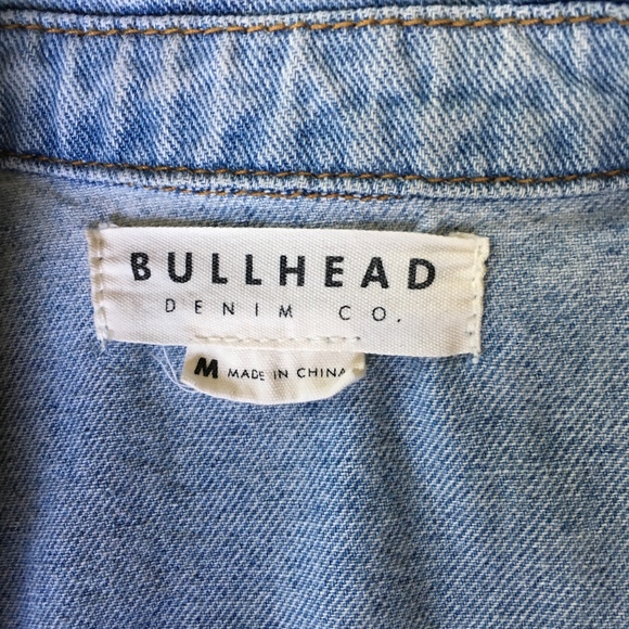 Pacsun Unique Custom Pinned Denim Vest Size Medium - Picture 5 of 5